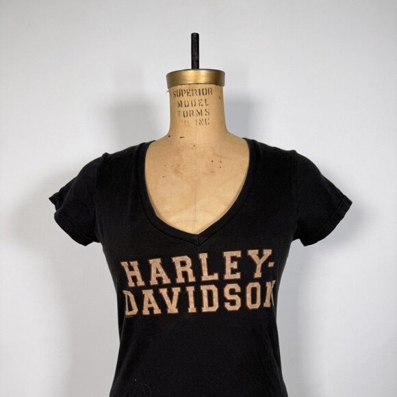 Harley Davidson Tops - Y2K Made in USA Harley Davidson Logo V Neck Women's Top